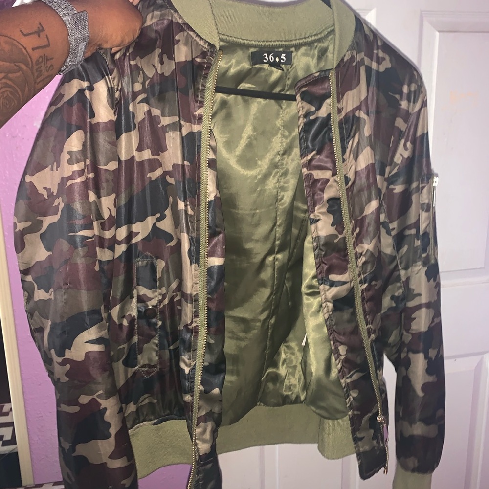 Army fatigued puffer jacket